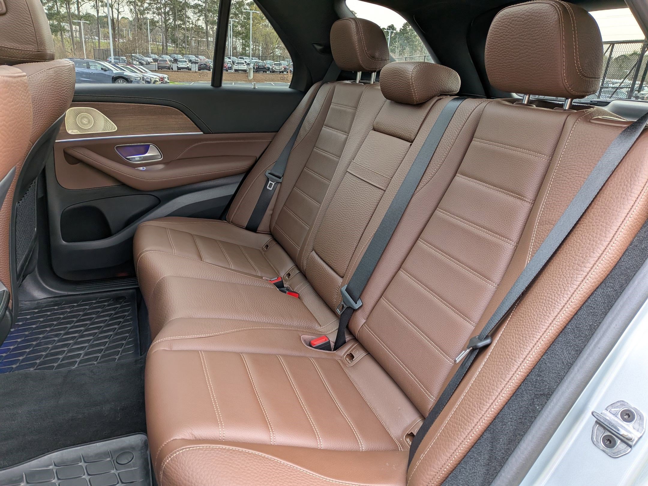 Certified 2025 Mercedes-Benz GLE 450e 4MATIC image 33