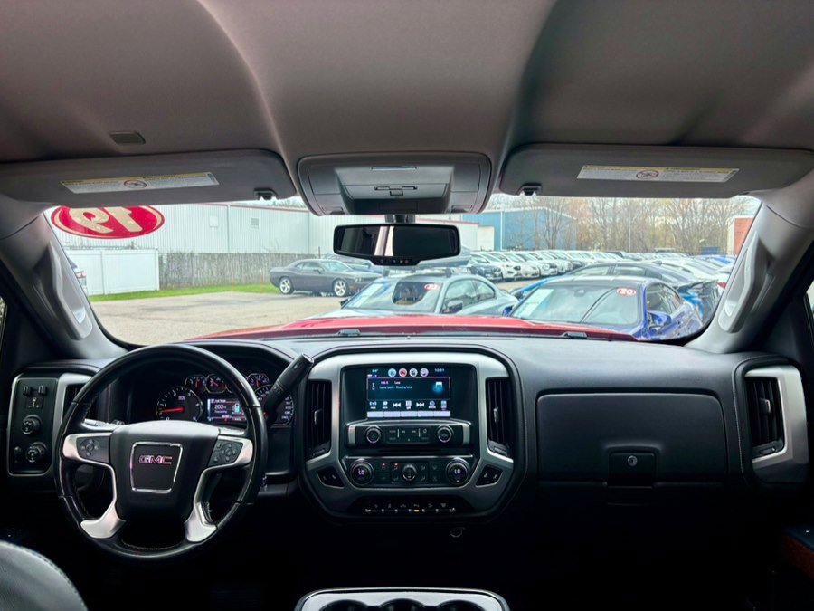 Used 2019 GMC Sierra 2500 SLT w/ Duramax Plus Package AWD/4WD image 10