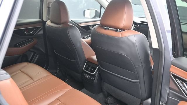 Used 2020 Subaru Outback Touring XT AWD/4WD image 15