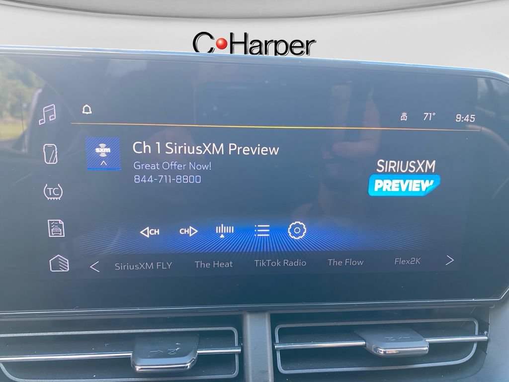 Used 2025 Chevrolet Trax ACTIV FWD image 32