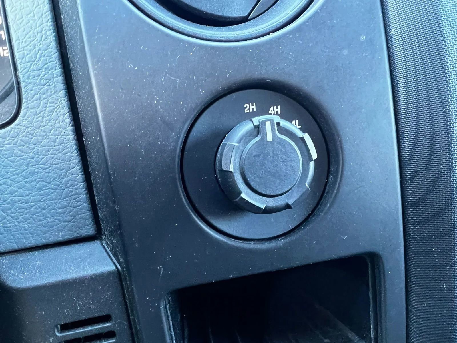 Used 2013 Ford F150 STX w/ Mid Equipment Group AWD/4WD image 17