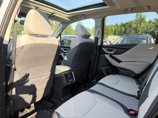 Used 2024 Subaru Forester Premium AWD/4WD image 10