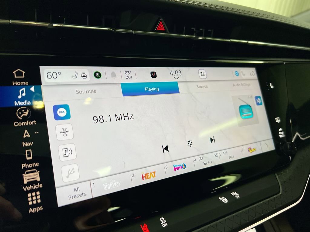 Used 2025 Jeep Wagoneer S Limited AWD/4WD image 14