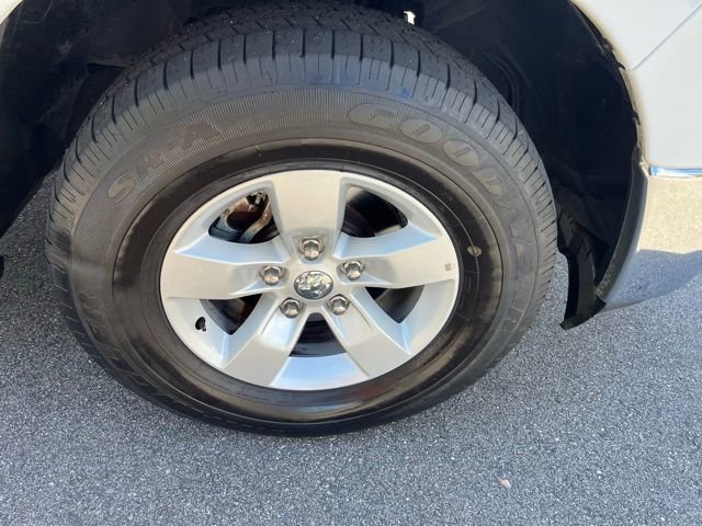 Used 2023 RAM 1500 Classic SLT w/ Trailer & Traction Group RWD image 28