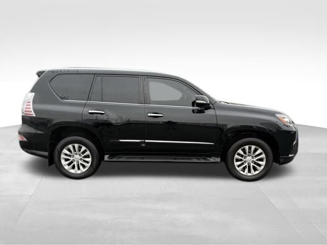 Used 2016 Lexus GX 460 image 11