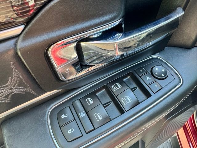 Used 2017 RAM 2500 Limited AWD/4WD image 32