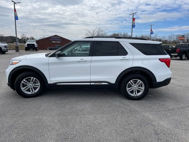 Used 2023 Ford Explorer XLT image 5