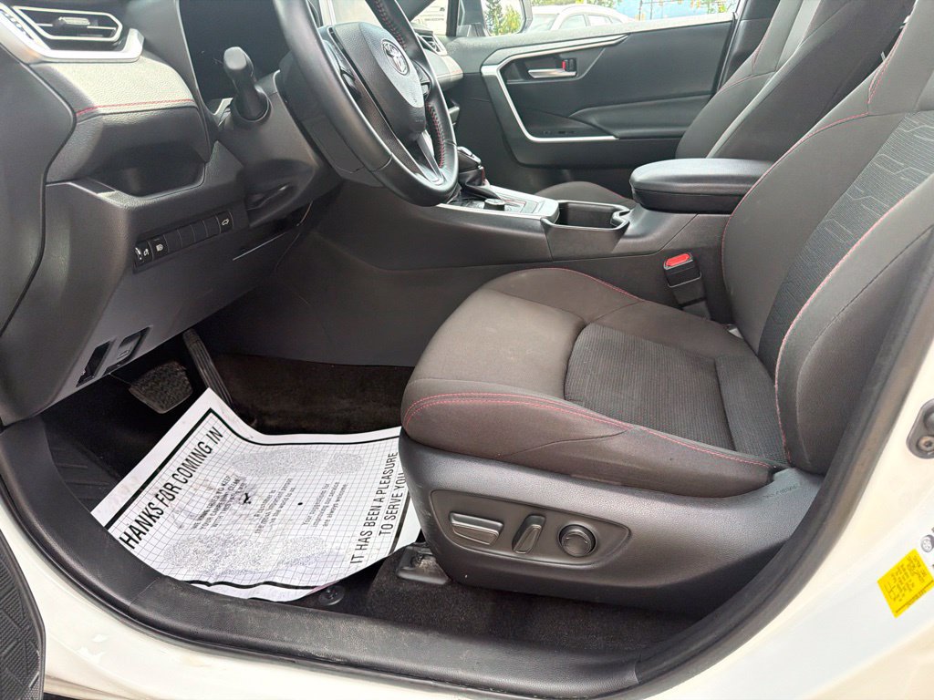 Used 2025 Toyota RAV4 SE AWD/4WD image 20
