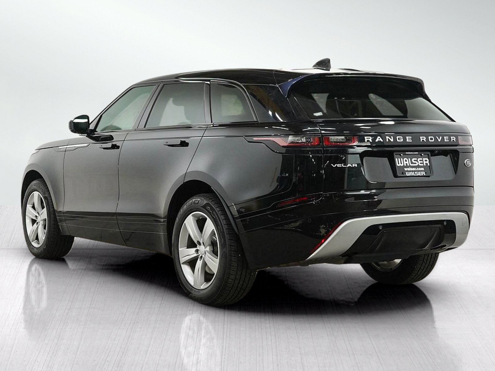 Used 2020 Land Rover Range Rover Velar S AWD/4WD image 3
