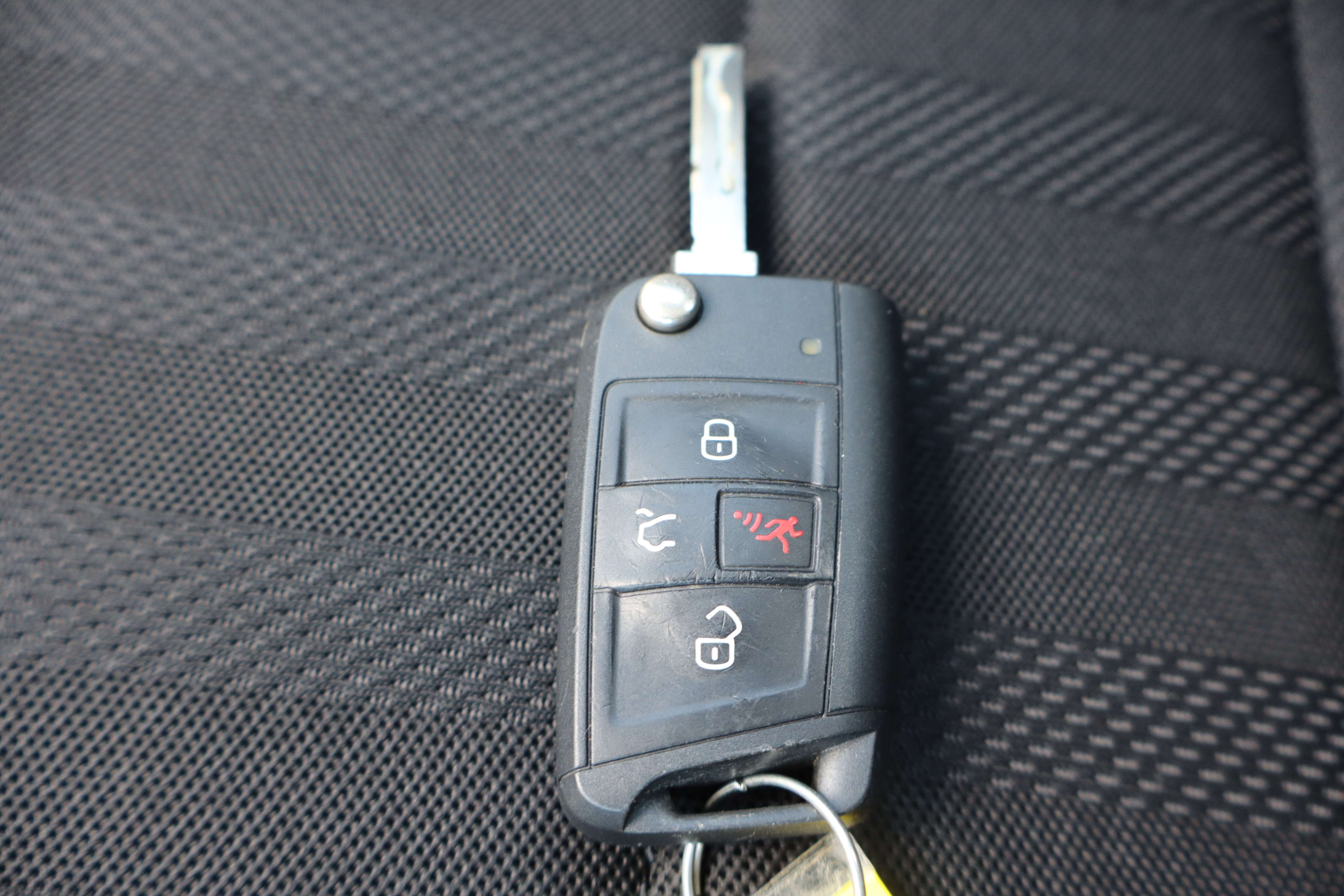 Used 2024 Volkswagen Jetta Sport FWD image 27
