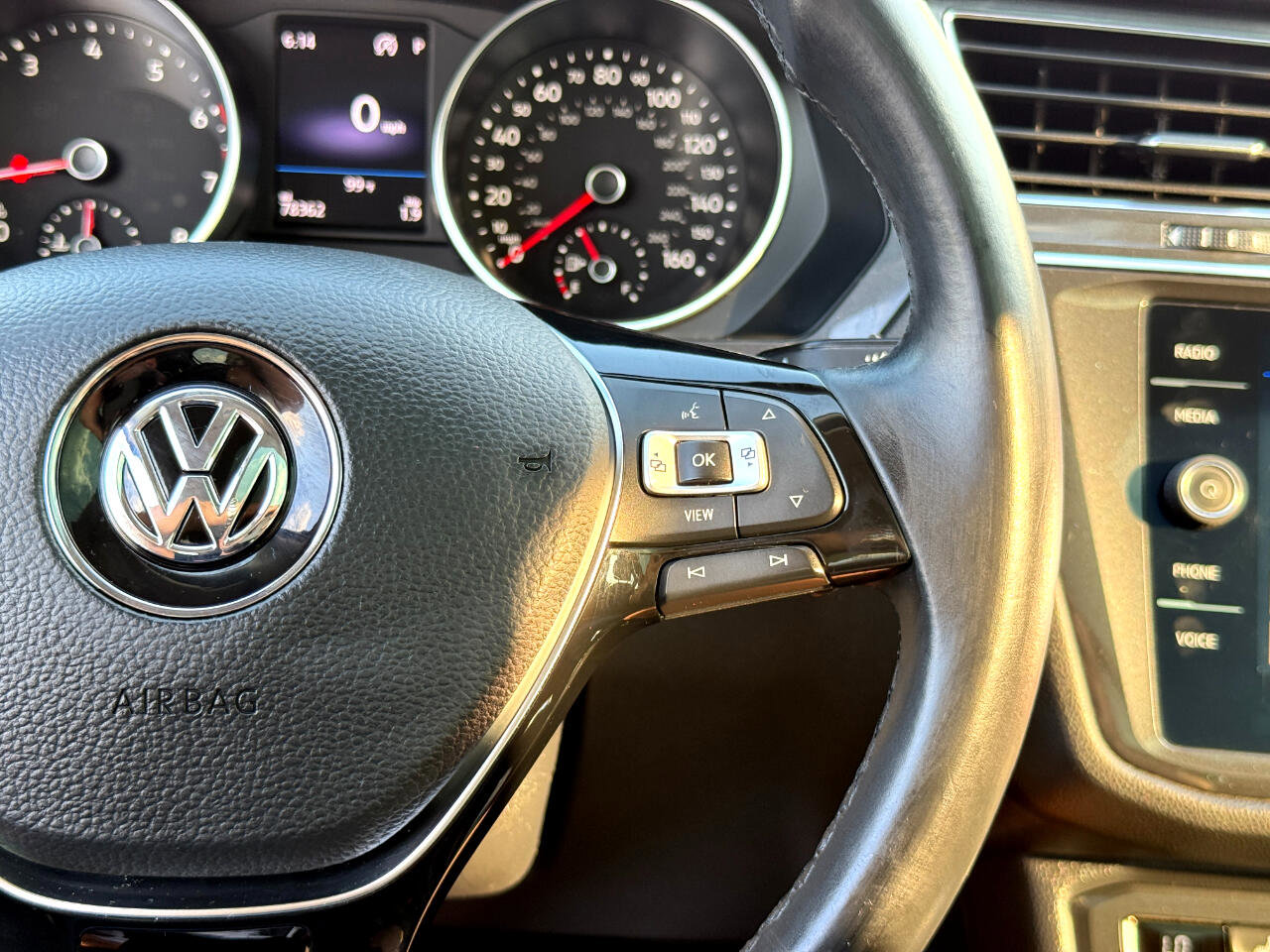Used 2019 Volkswagen Tiguan SE w/ Panoramic Sunroof Package image 72