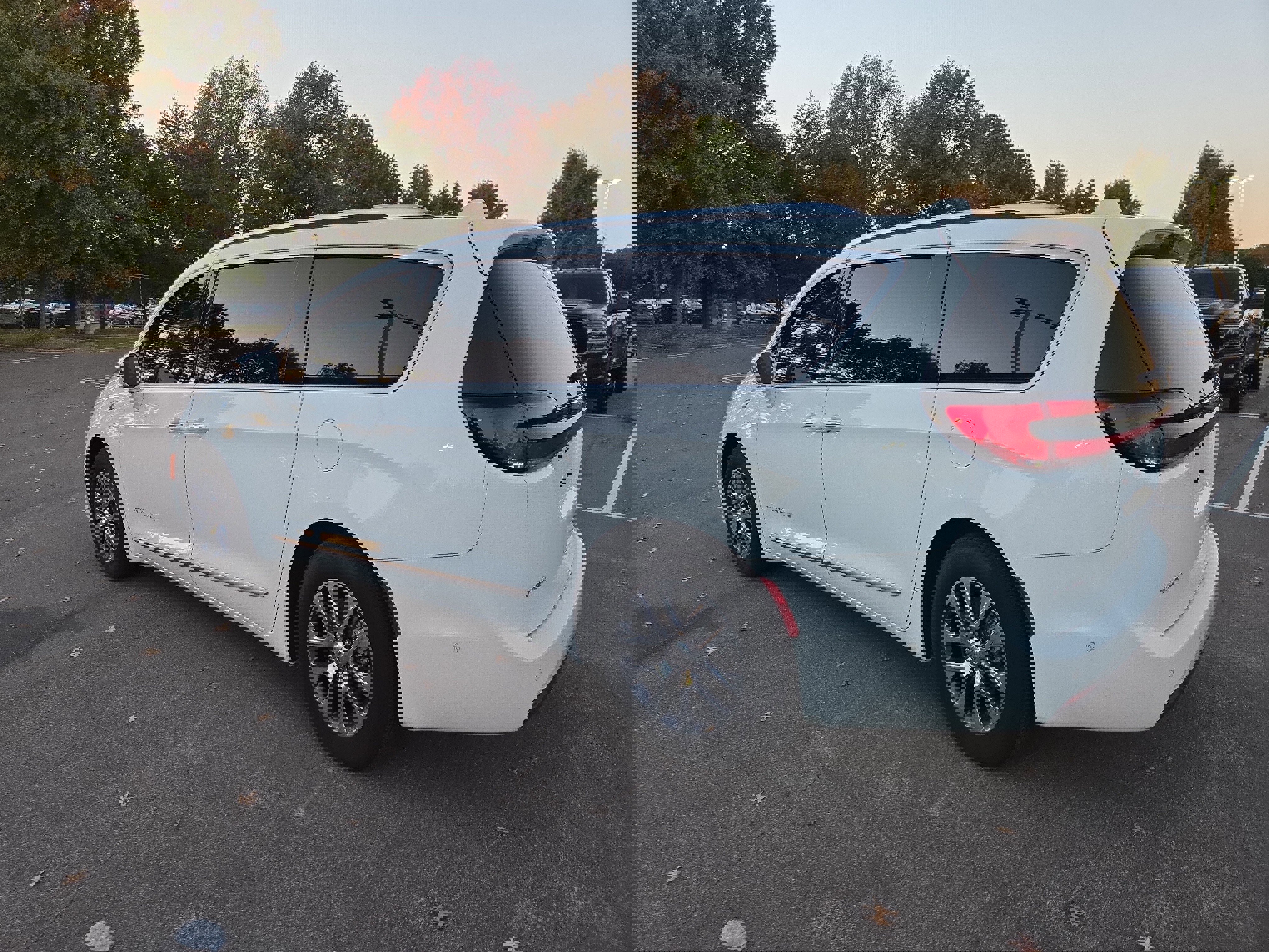 Used 2022 Chrysler Pacifica Pinnacle image 3