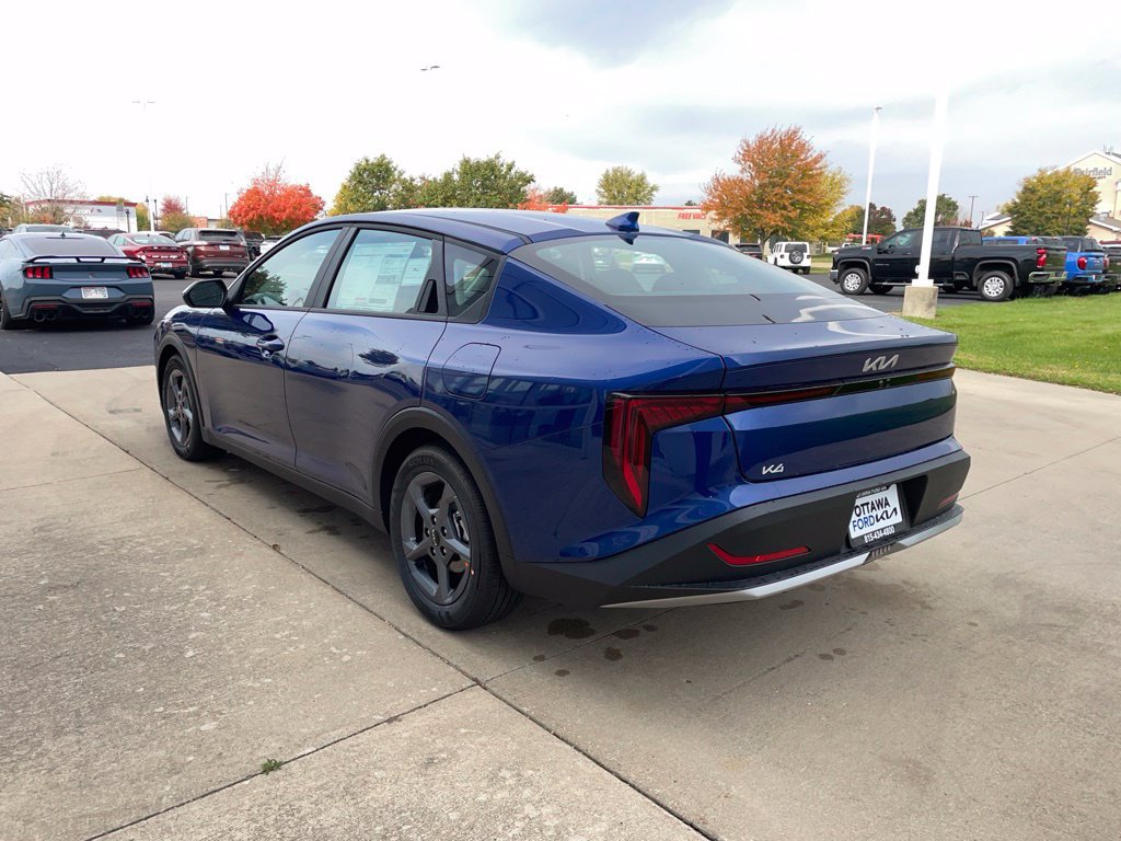 New 2026 Kia K4 FWD image 7