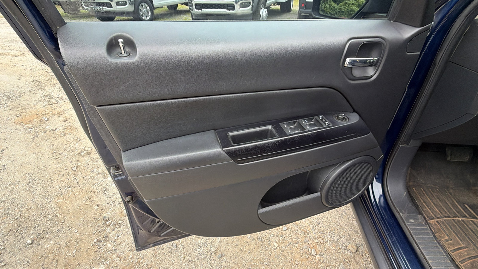 Used 2016 Jeep Patriot Sport w/ Power Value Group FWD image 14
