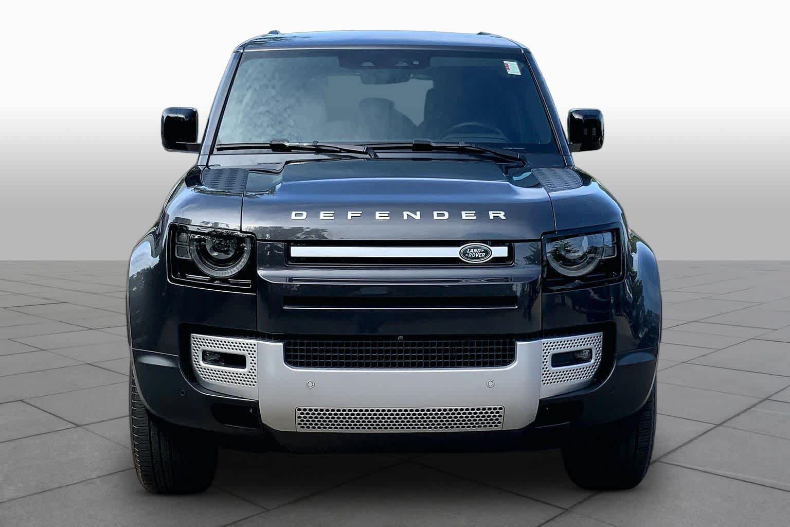 Used 2024 Land Rover Defender 110 S AWD/4WD image 4
