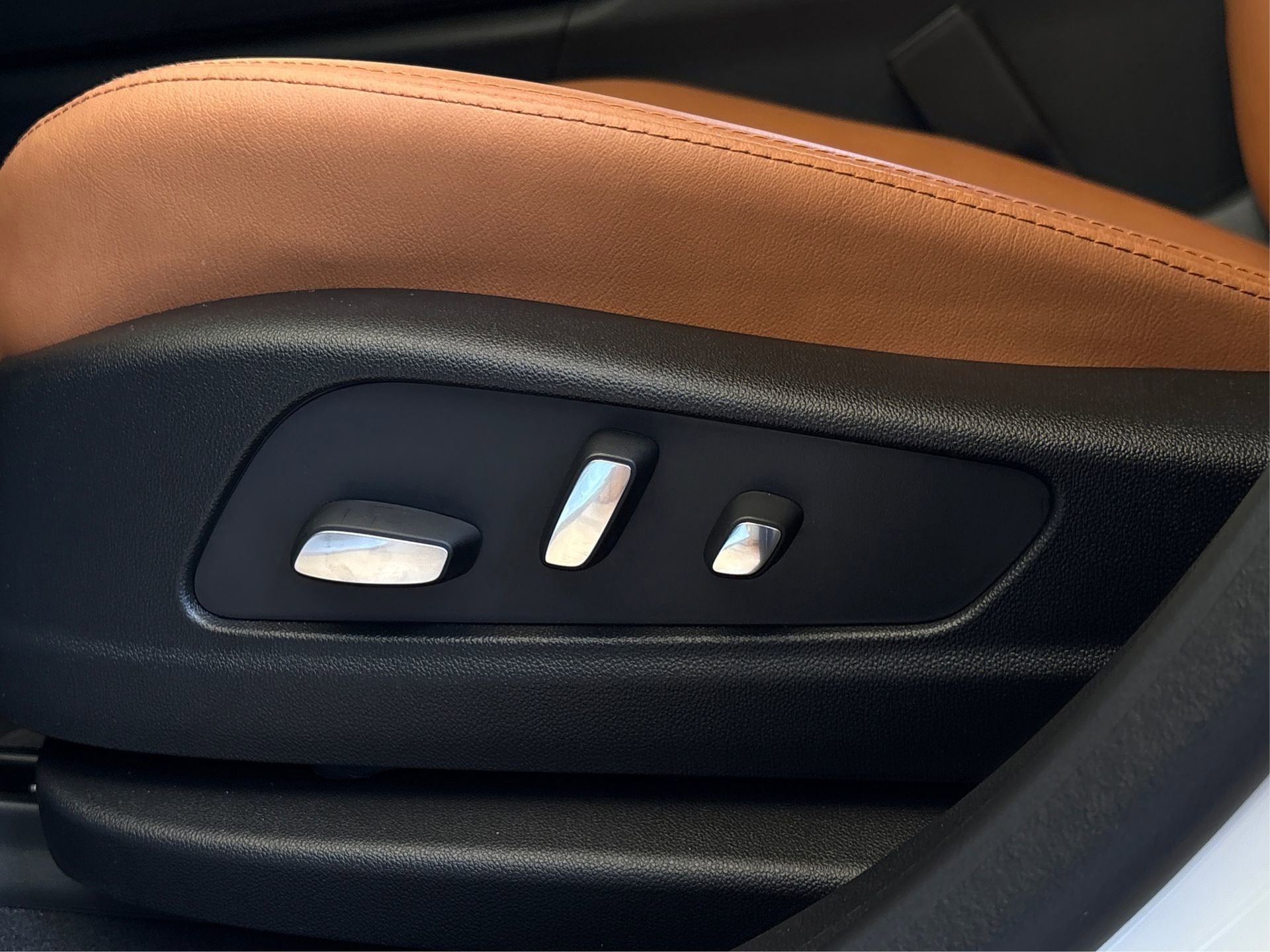 New 2026 Cadillac XT5 Premium Luxury w/ Driver Assist Package FWD image 30