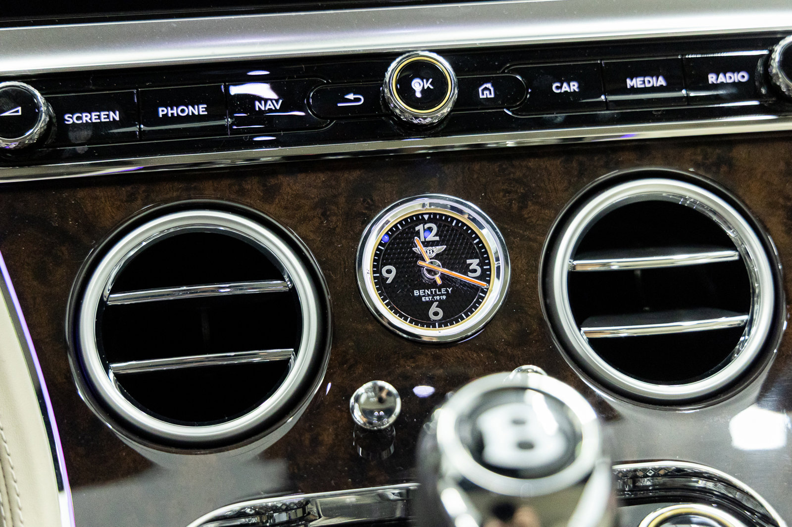 New 2026 Bentley Continental GTC image 36
