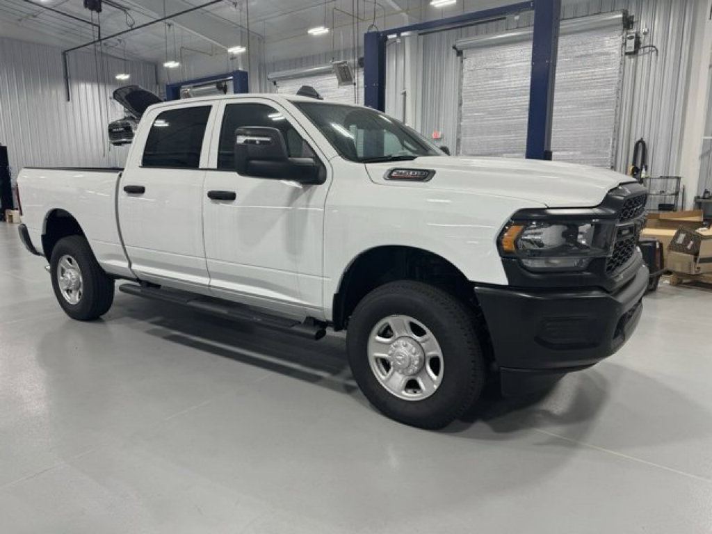 New 2024 RAM 2500 Tradesman AWD/4WD image 12