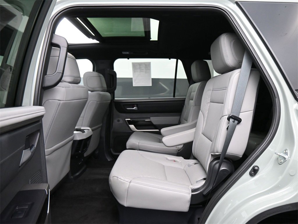 Used 2025 Toyota Sequoia Limited image 20