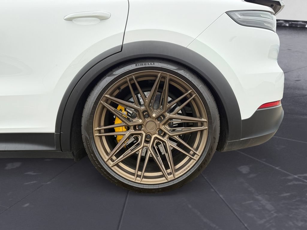Used 2023 Porsche Cayenne Turbo GT AWD/4WD image 26