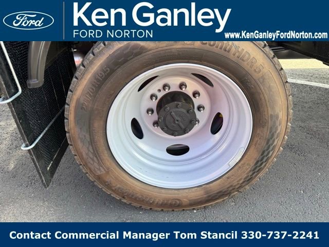 New 2025 Ford F550 4x4 Regular Cab Super Duty image 35