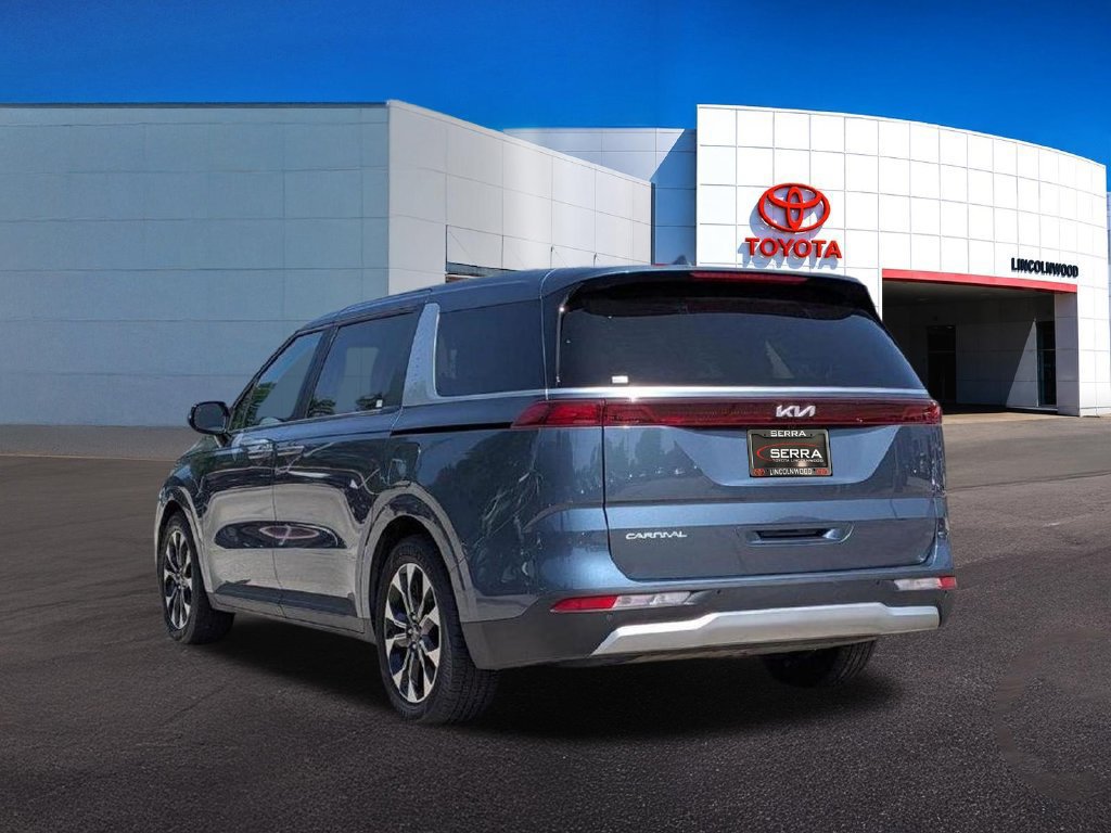 Used 2024 Kia Carnival EX FWD image 10