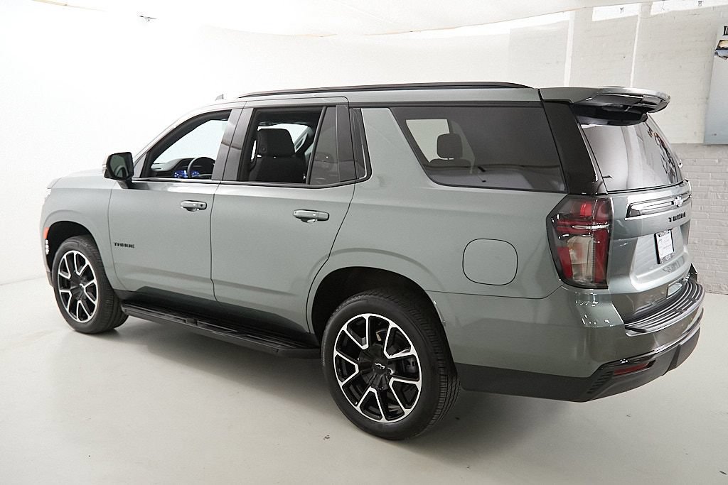 Used 2024 Chevrolet Tahoe RST w/ Luxury Package AWD/4WD image 40