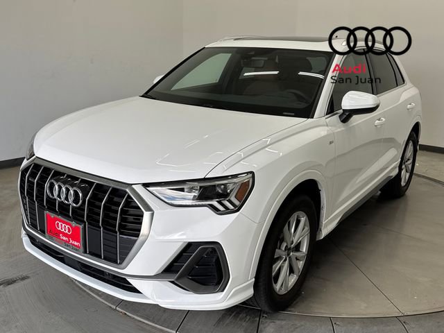 Used 2025 Audi Q3 2.0T Premium w/ Convenience Package image 3