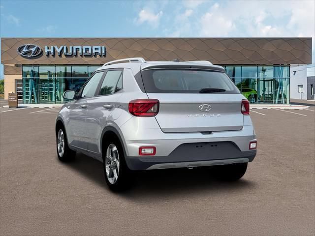 New 2026 Hyundai Venue SEL FWD image 5