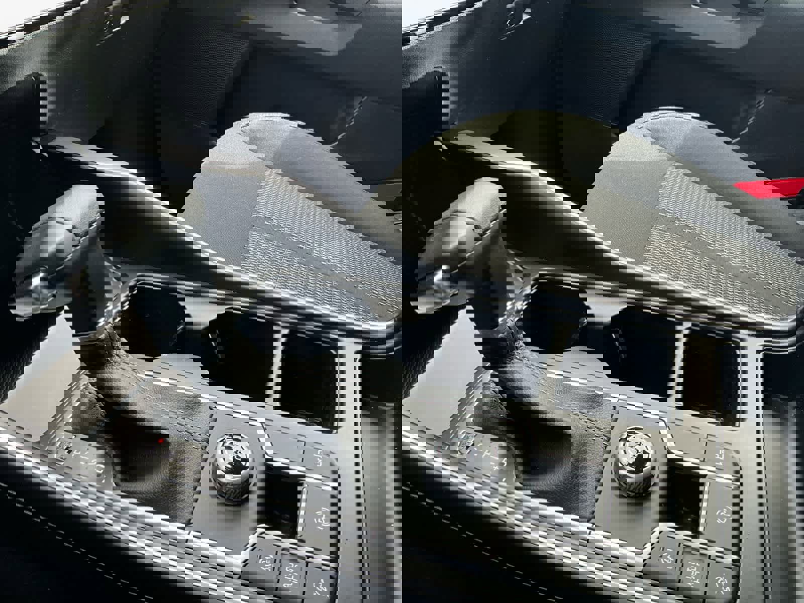 Used 2025 Kia Sorento LX FWD image 21