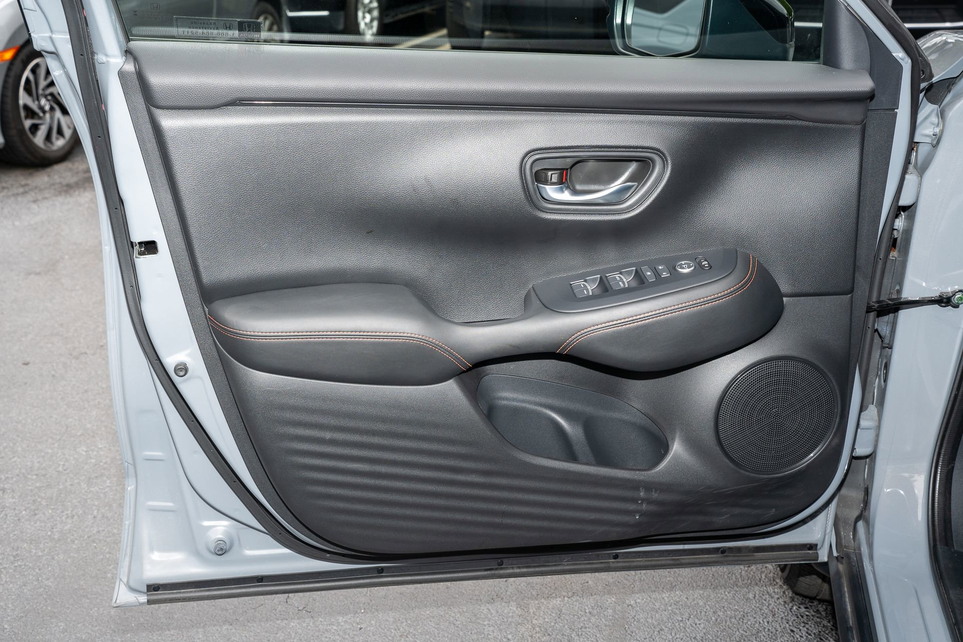 Used 2025 Honda HR-V Sport image 10