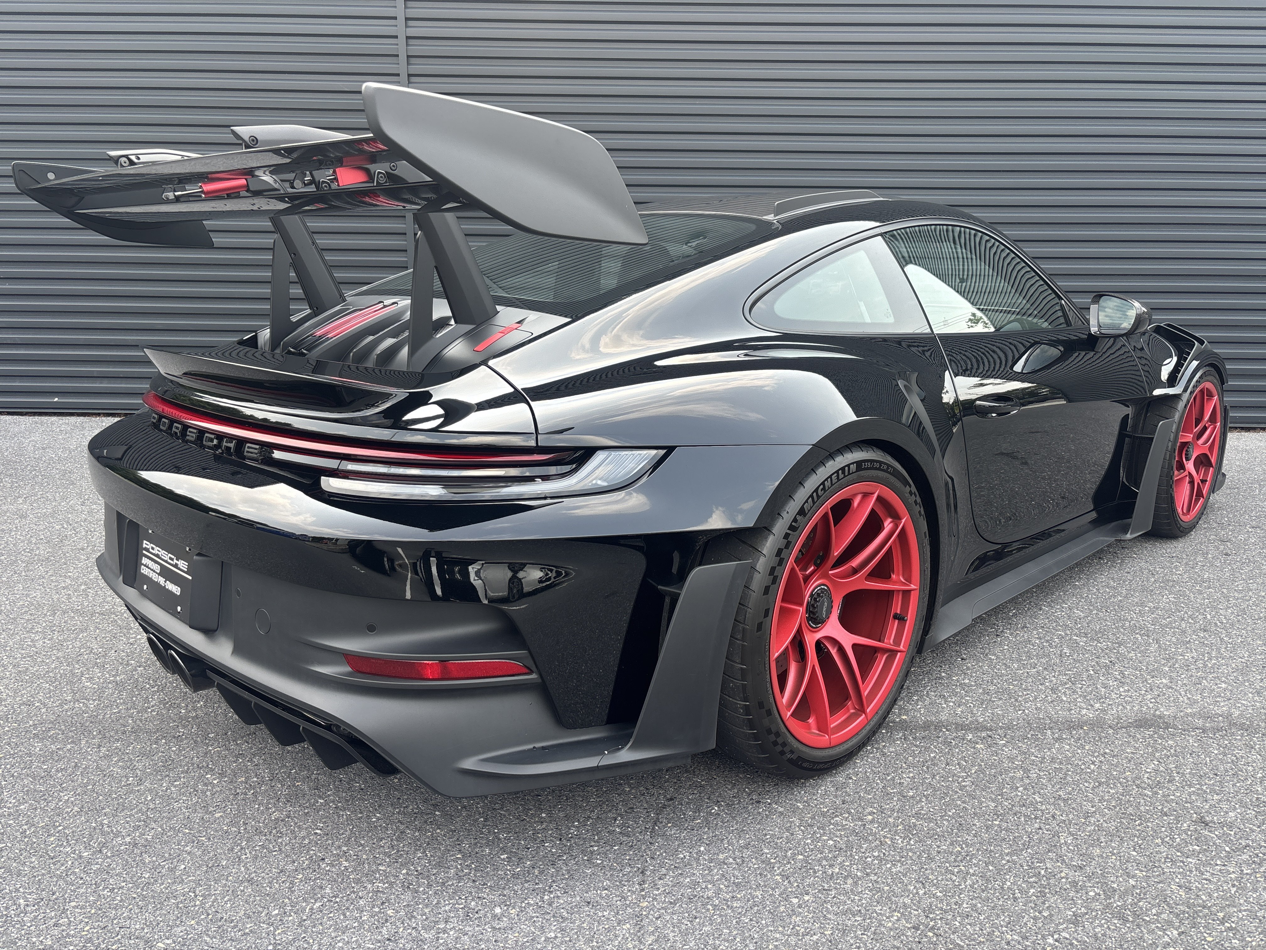 Certified 2025 Porsche 911 GT3 RS RWD image 5