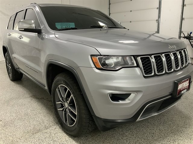 Used 2018 Jeep Grand Cherokee Limited AWD/4WD image 10