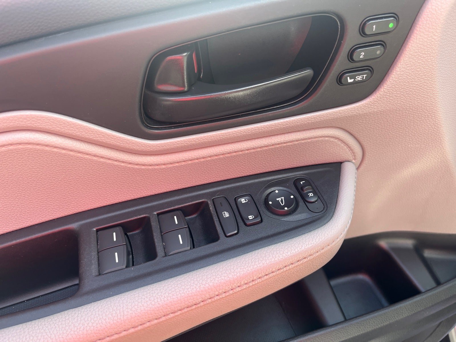 Used 2019 Honda Odyssey EX-L image 16