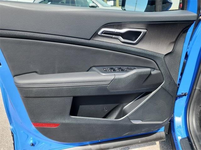 New 2026 Kia Sportage X-Line w/ X-Line Premium Package image 11