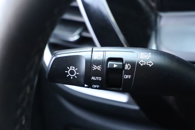 Used 2025 Kia Seltos S FWD image 35