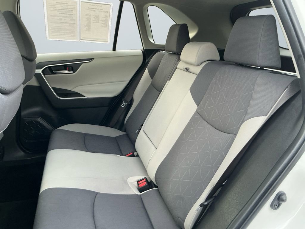 Used 2019 Toyota RAV4 XLE image 14