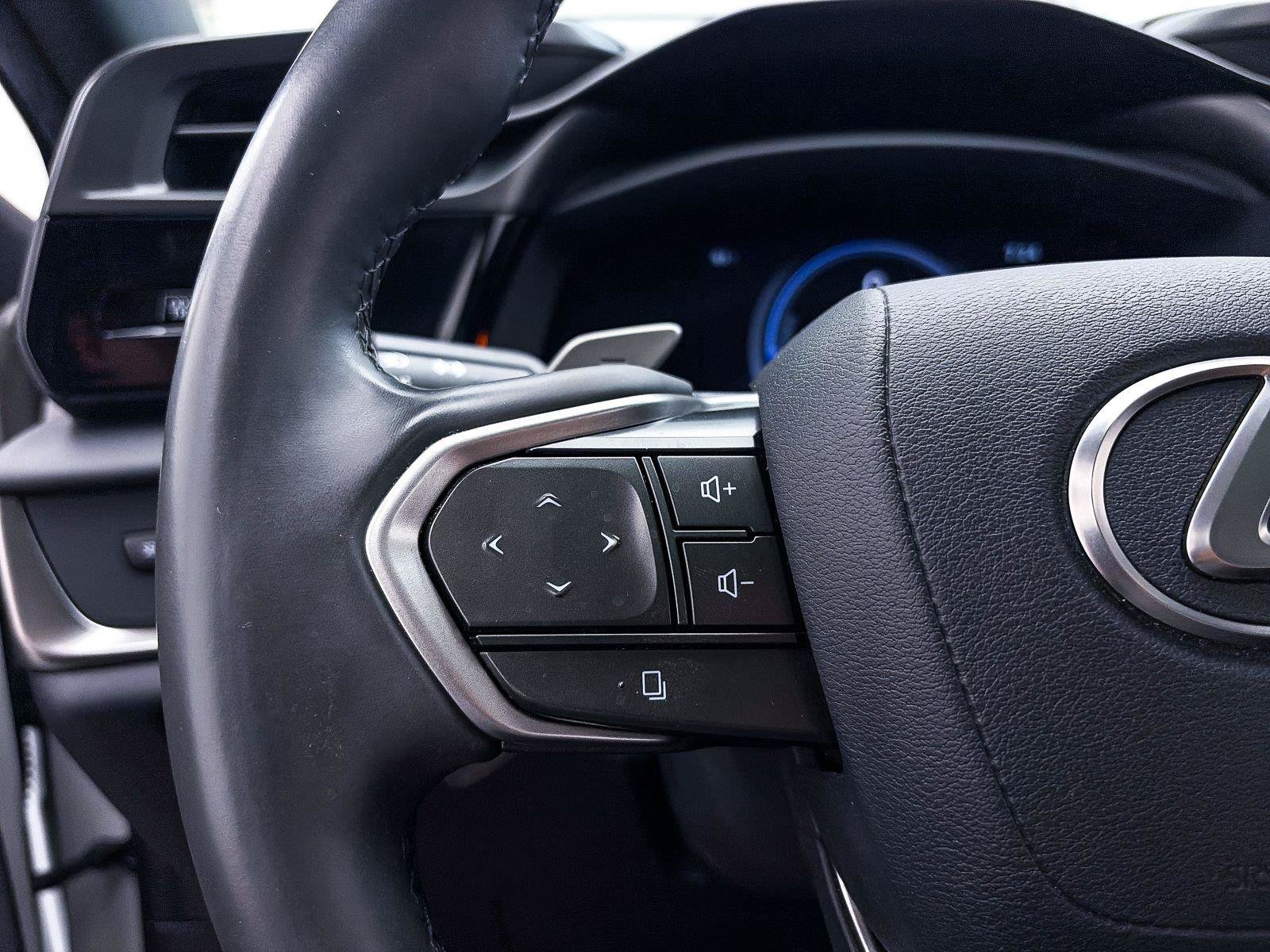 Used 2023 Lexus RZ 450e Premium w/ Technology Package AWD/4WD image 33