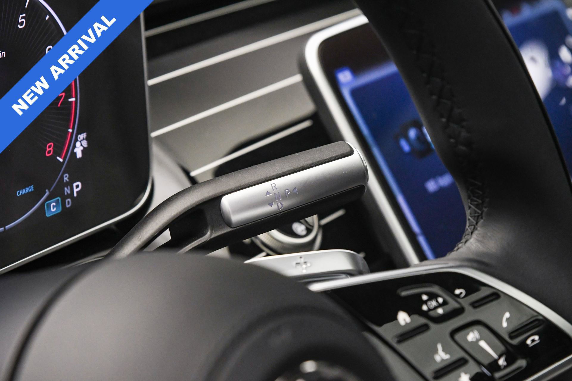 Used 2025 Mercedes-Benz Maybach S 580 4MATIC image 43