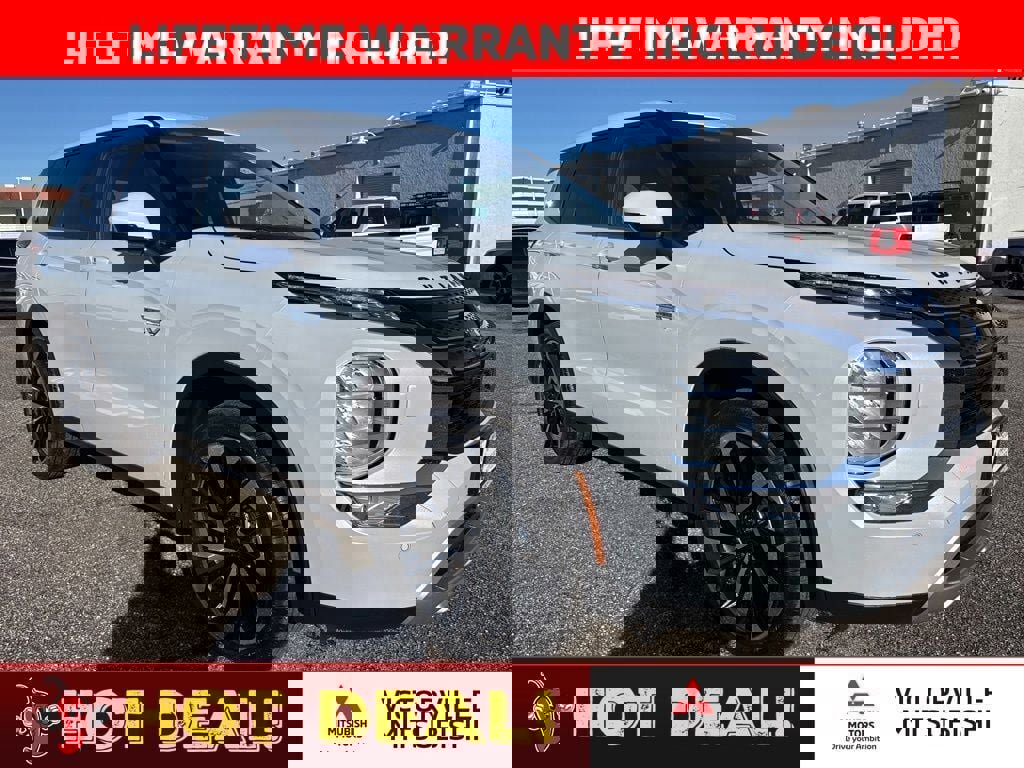 New 2025 Mitsubishi Outlander SE image 1