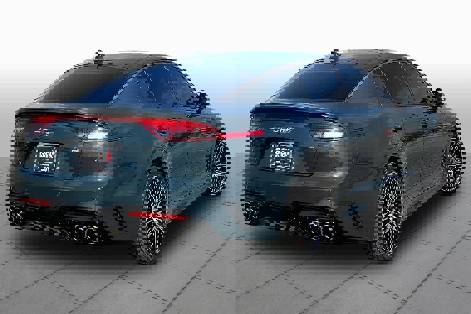 Used 2023 Kia Stinger GT2 image 13