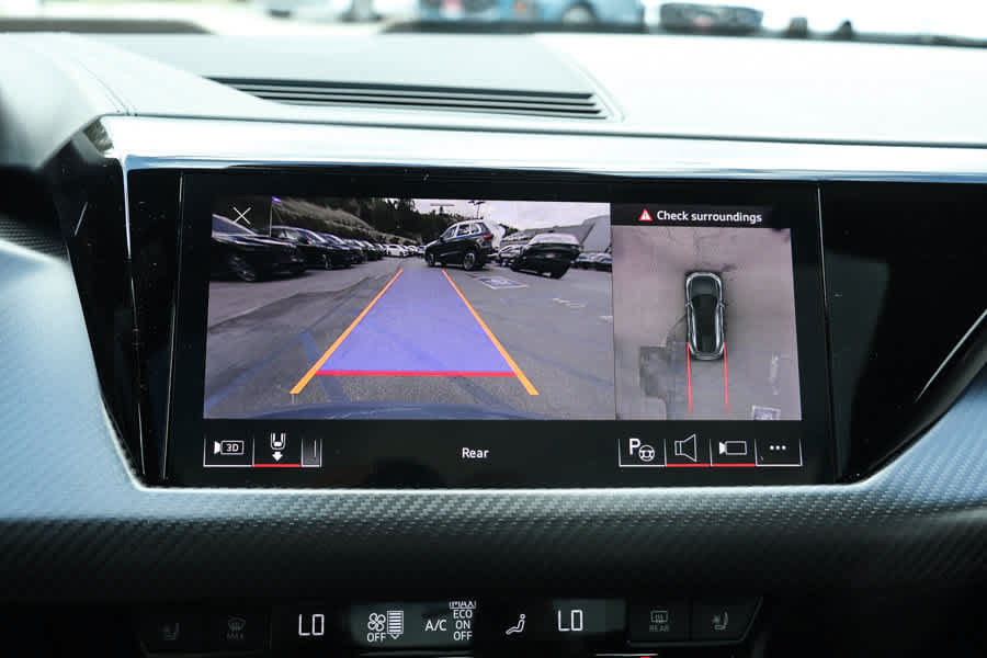 Used 2023 Audi e-tron GT Prestige AWD/4WD image 21