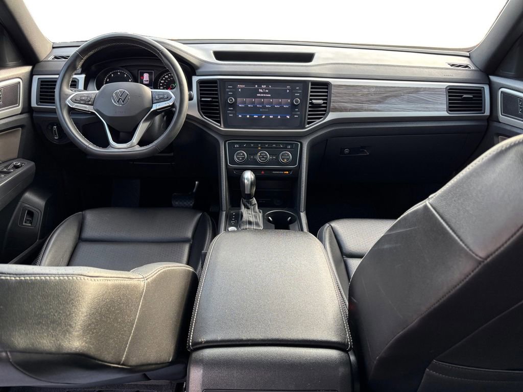 Used 2021 Volkswagen Atlas Cross Sport SE image 17