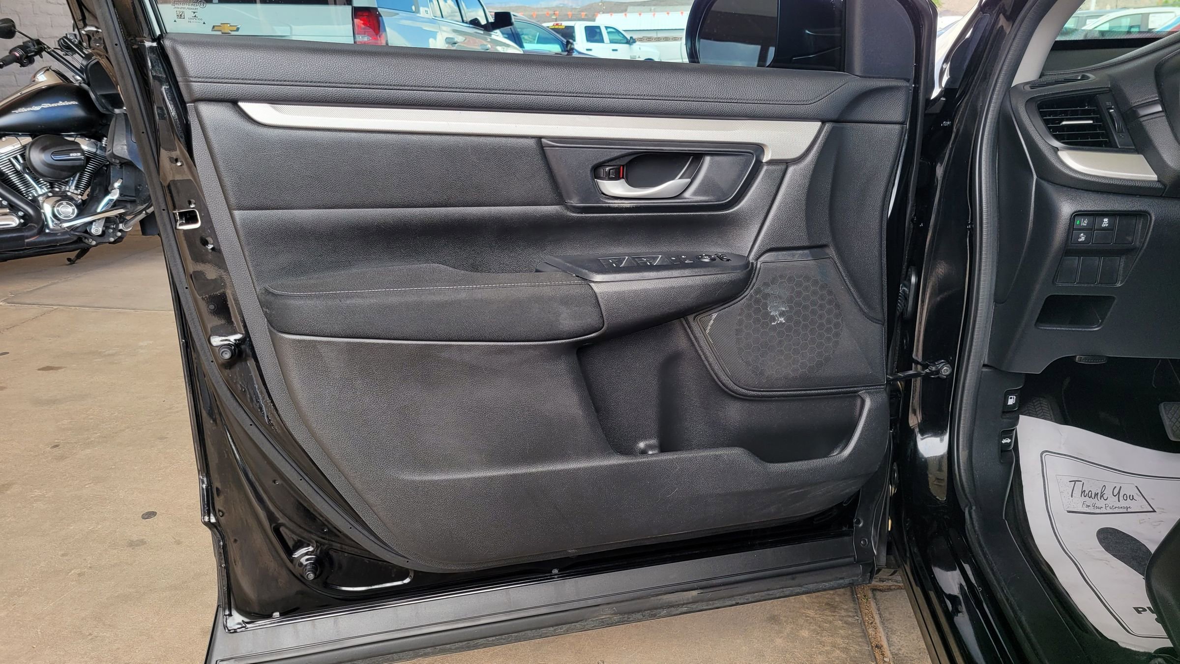 Used 2020 Honda CR-V LX image 12
