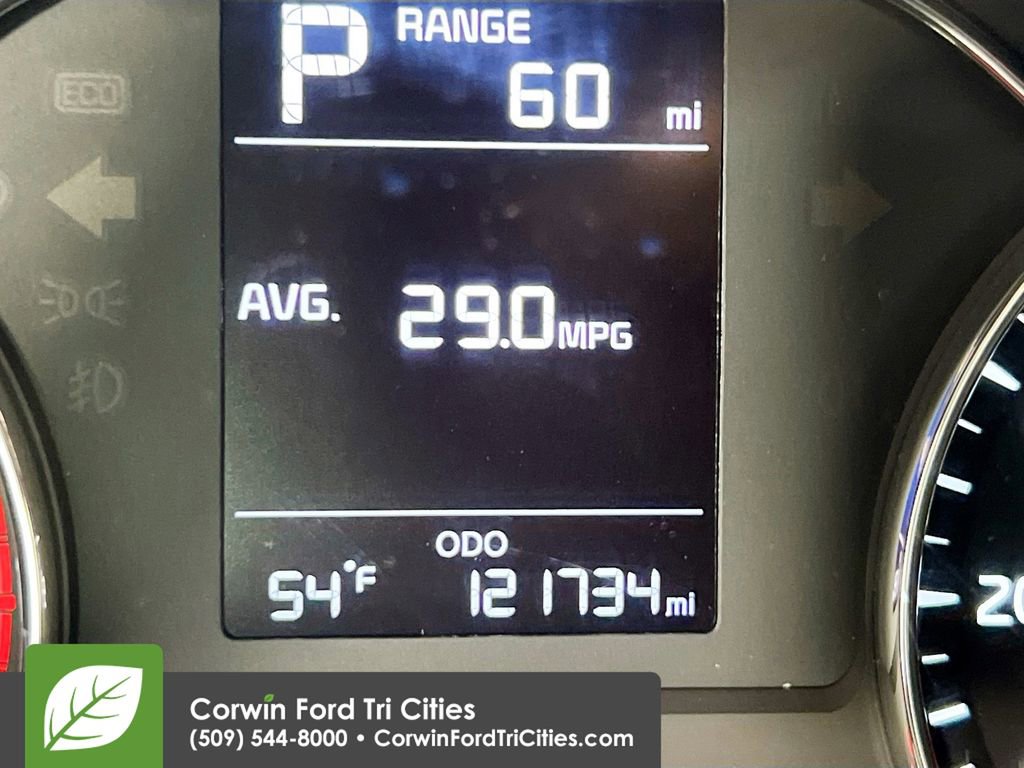 Used 2017 Kia Forte LX image 2