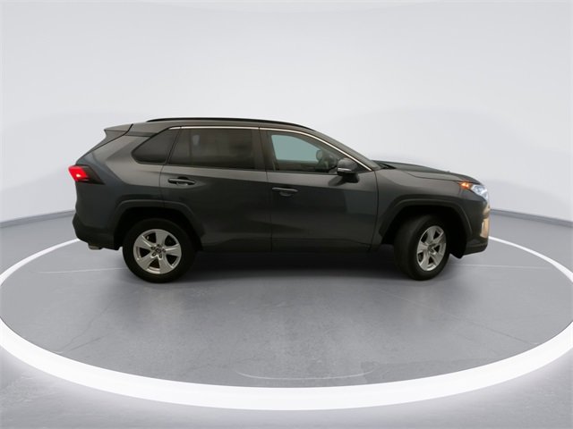 Used 2020 Toyota RAV4 XLE image 5