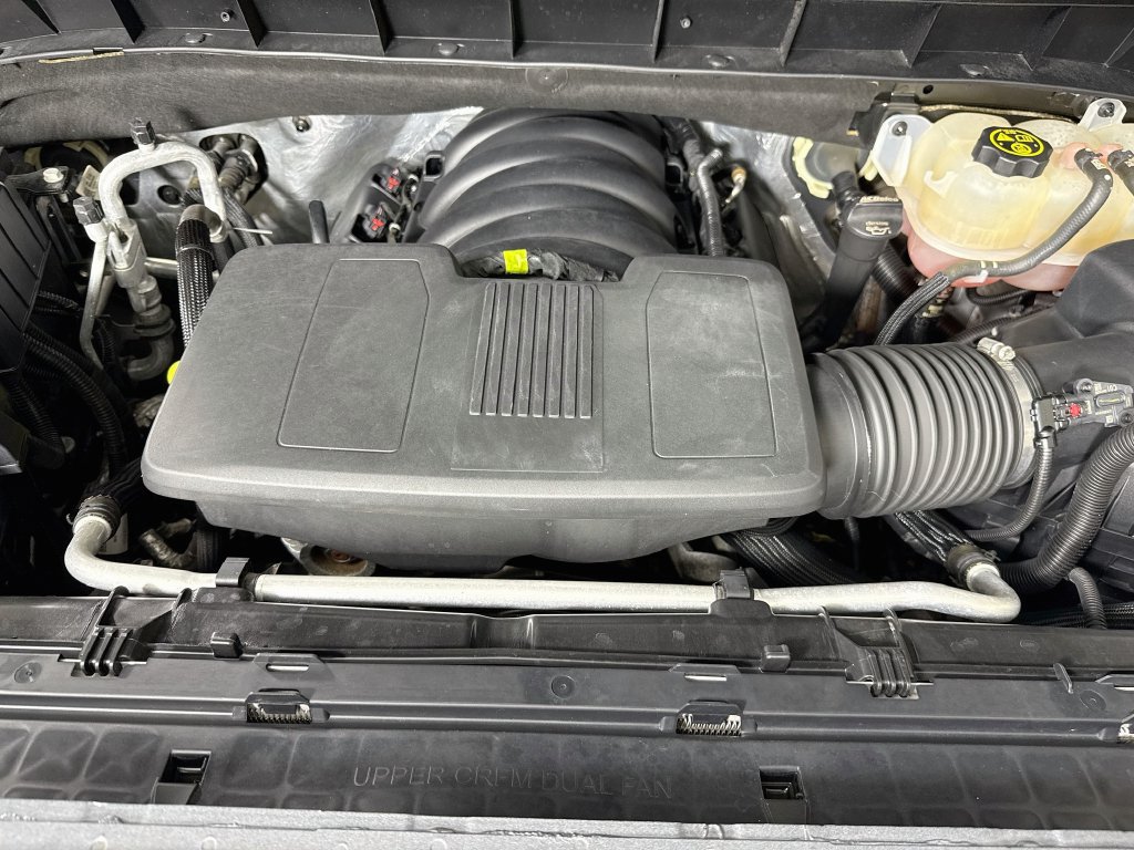 Used 2021 Chevrolet Silverado 1500 LTZ w/ LTZ Convenience Package II AWD/4WD image 35