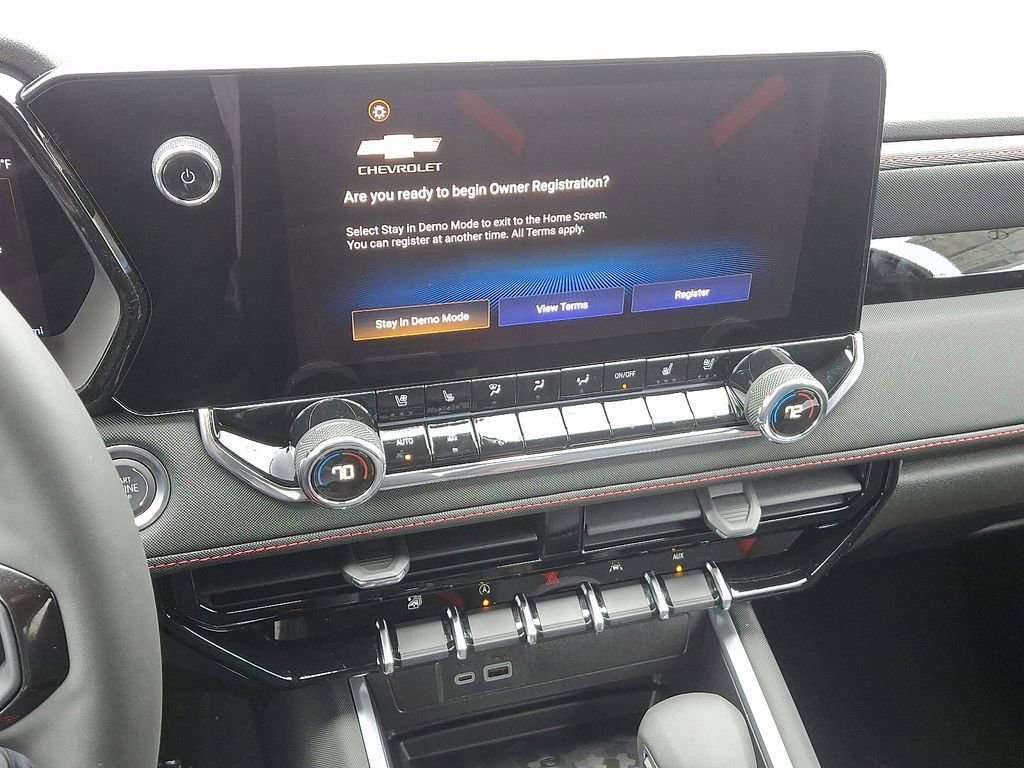 New 2025 Chevrolet Colorado Z71 w/ Z71 Convenience Package 2 image 8