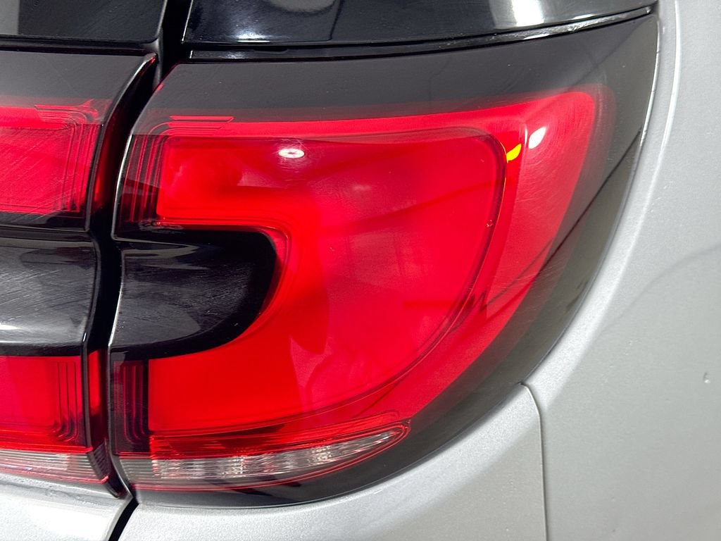 Used 2022 Chrysler Pacifica Touring-L FWD image 31