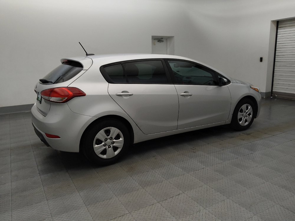 Used 2017 Kia Forte LX FWD image 10